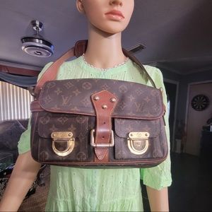 Louis Vuitton Purse